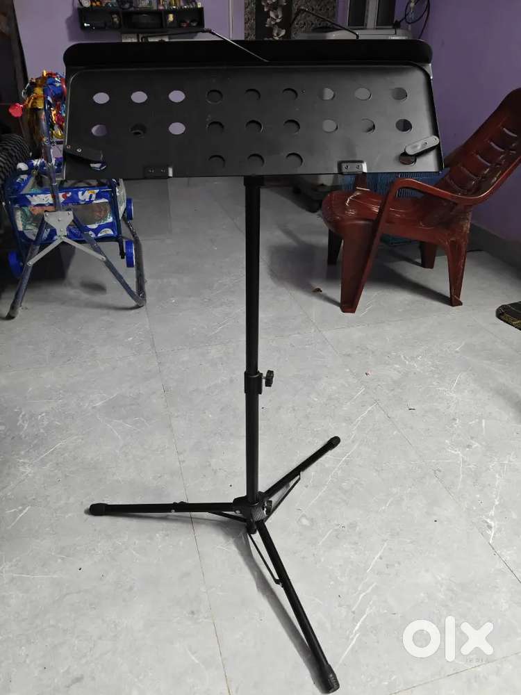 Adjustable Metal Music/Book Stand – Portable & Foldable with Carry Bag