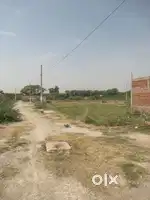 JAJMAU GANGA POOL SE 5 KM AVON DHABE SE 2.2 KM PAR 50 GAJ SARI SUVIDHA