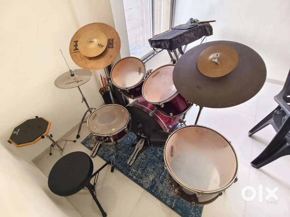 This is a drum set old model mapex