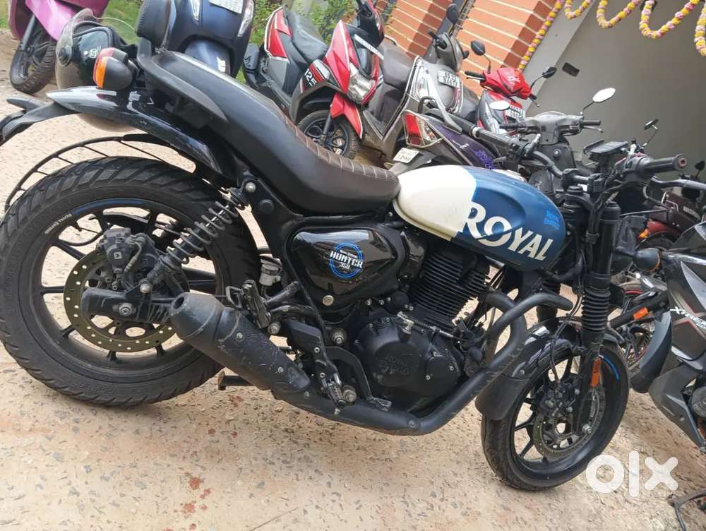 Hunter 350, Rebel Blue