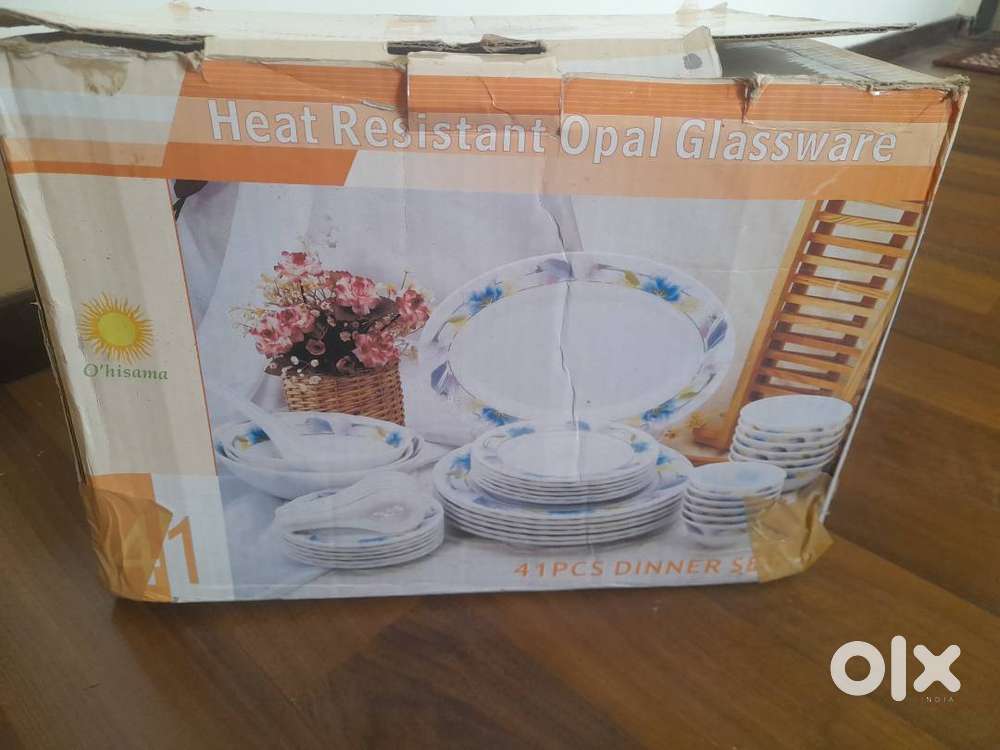 Brand new dinner set 41 piece and copper bottle with glass