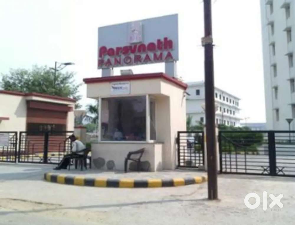 3 Car Parking 3BhK 2433 sq.ft Parsvnath Paranoma