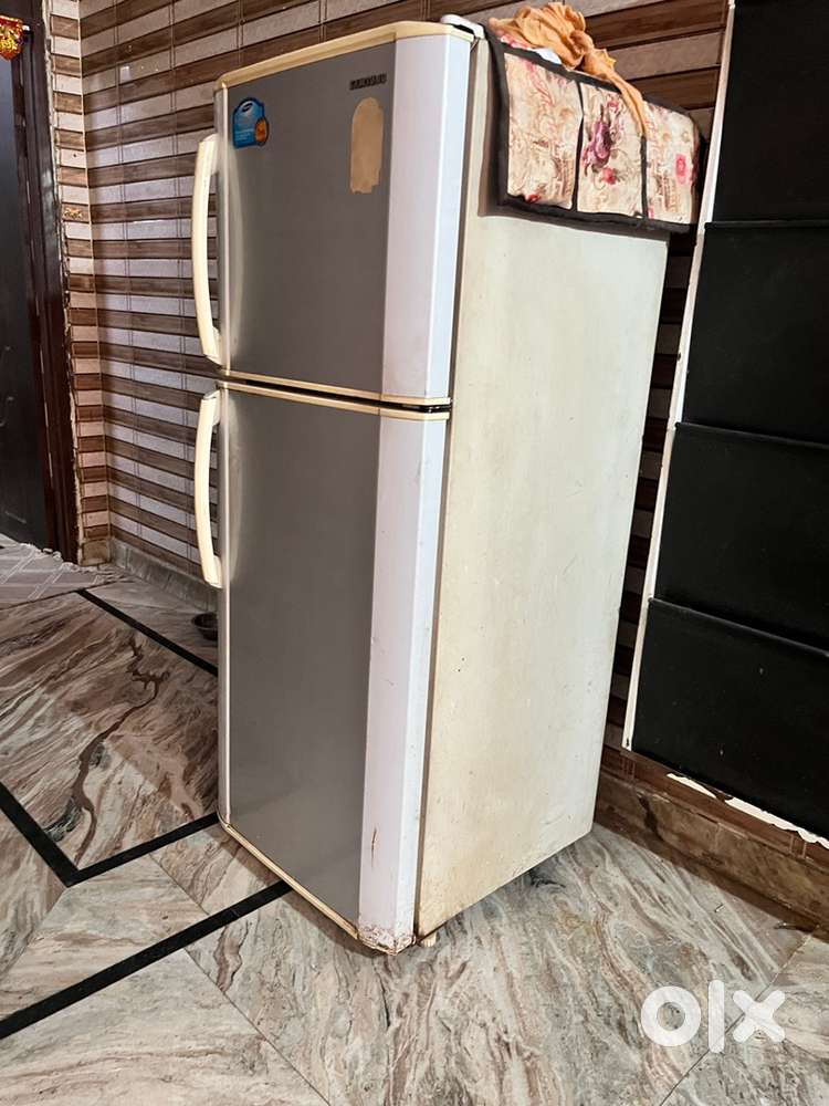 Double door Samsung Refrigerator