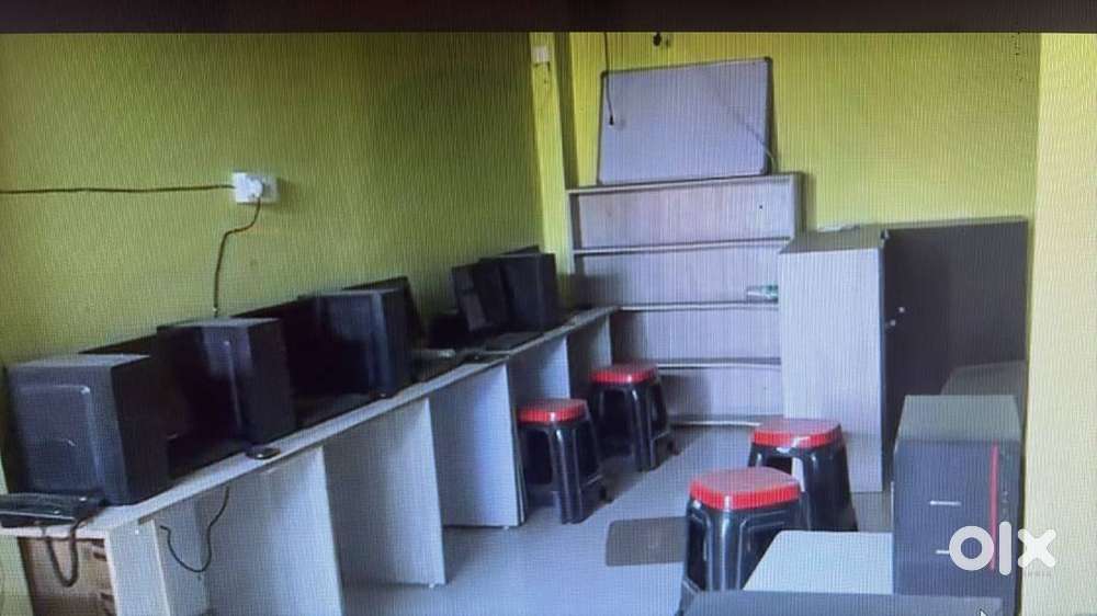 SPACE FOR OFFICE SHOP ETC.