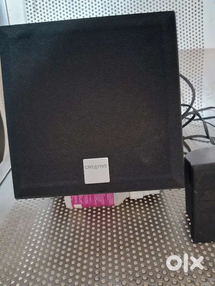 Creative sub woofer with 2 speakers