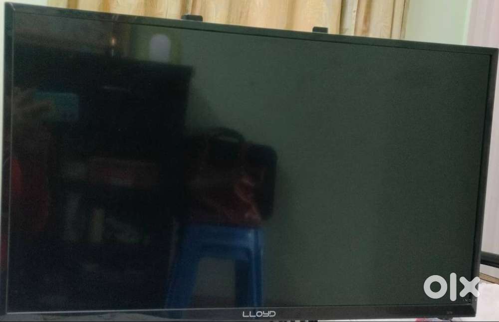 Lloyd TV32