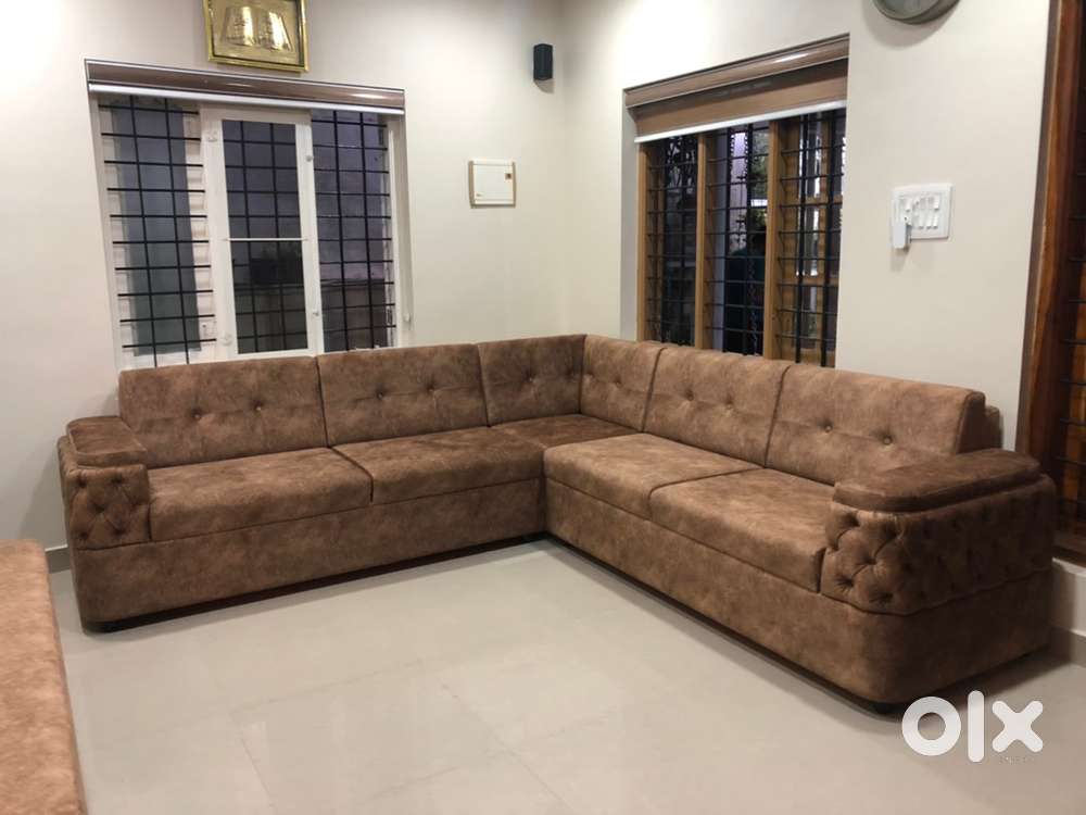 700 square feet flat on rent near Thoppumpady