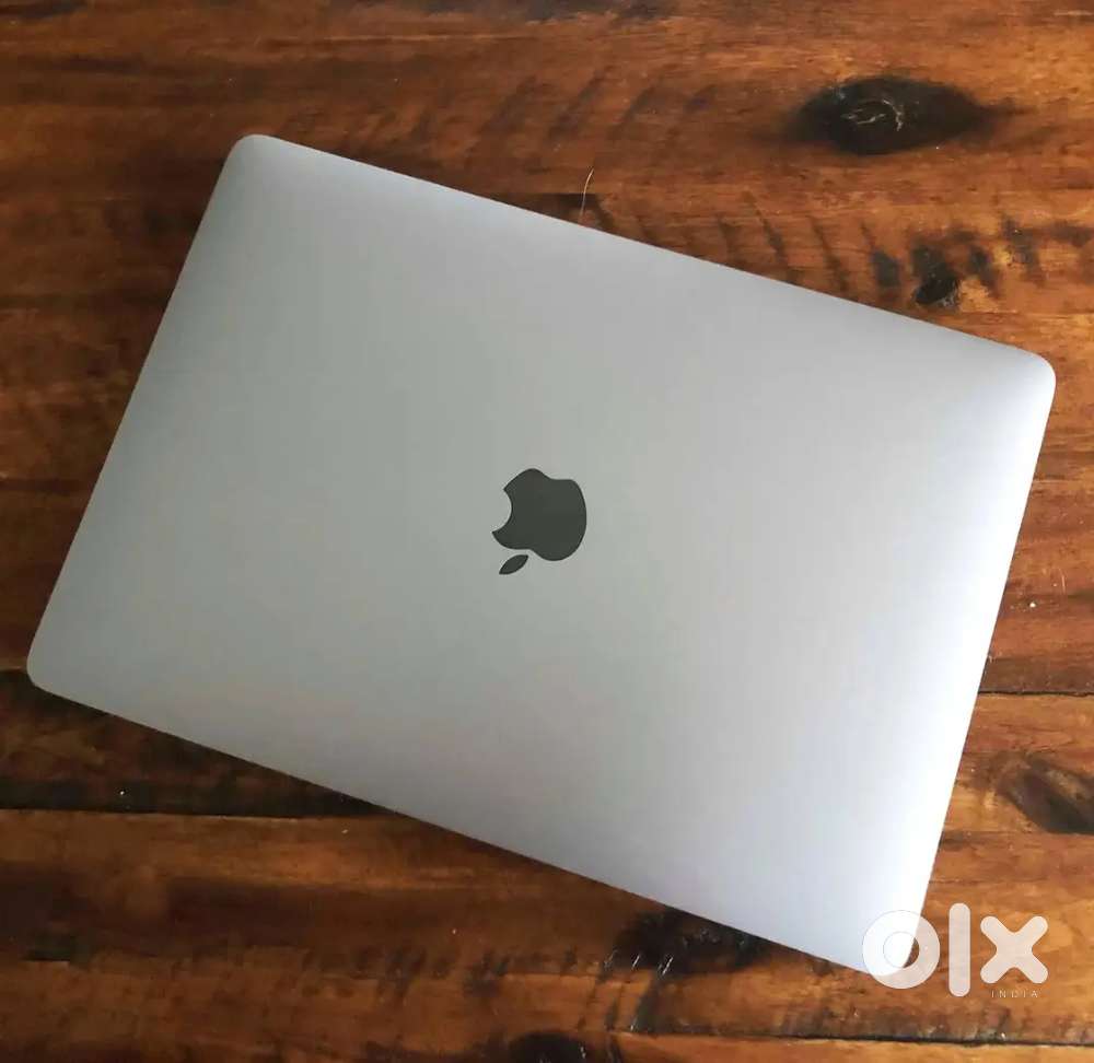 MacBook M1