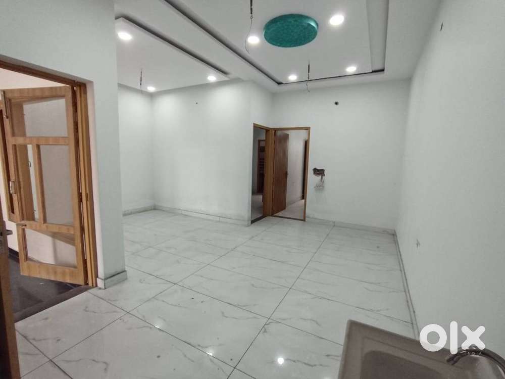 100 GAJ 3 BHK house for sale