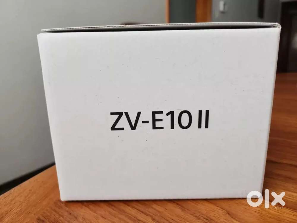 Used Sony ZV-E10 II White Mirrorless Camera