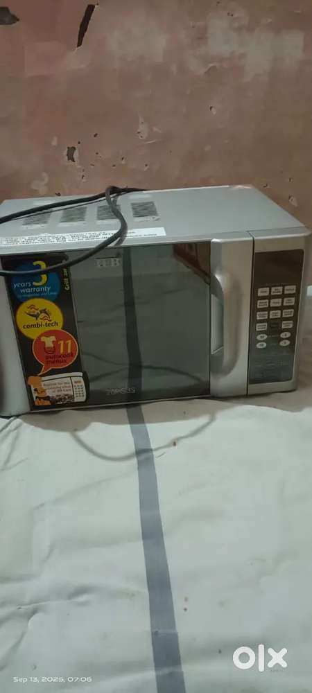 Microwave oven