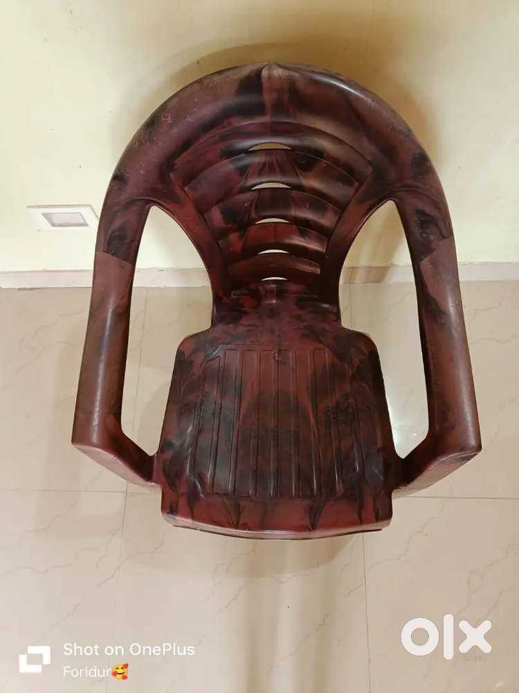 Plastic chair
