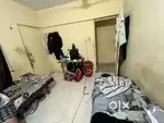 One roommate required