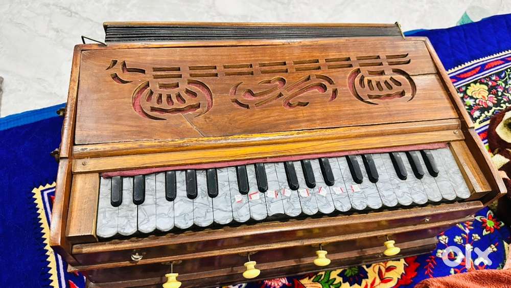 Harmonium for sell