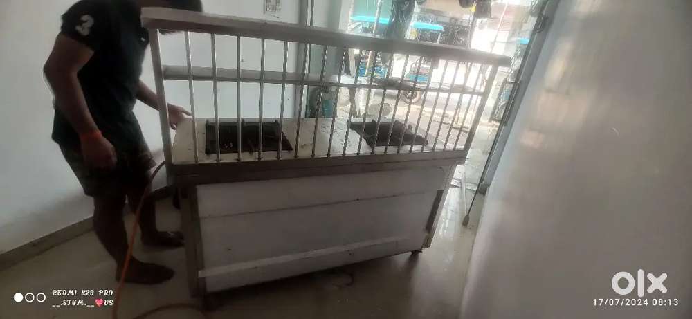 Argent  Steel counter