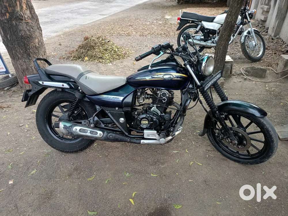 Avenger 150 street