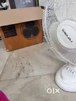 bajaj table fan