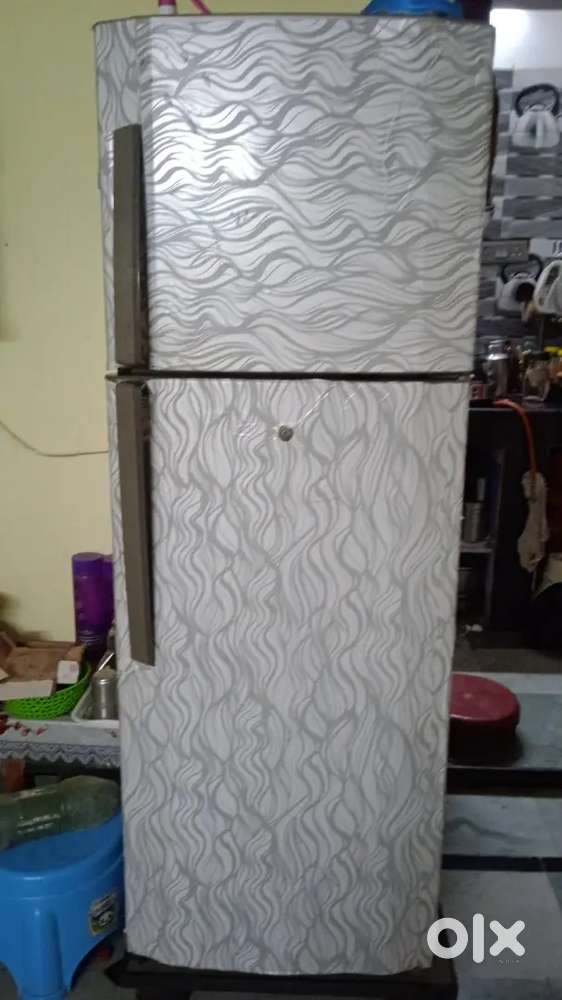 LG 240 Litre double door refrigerator