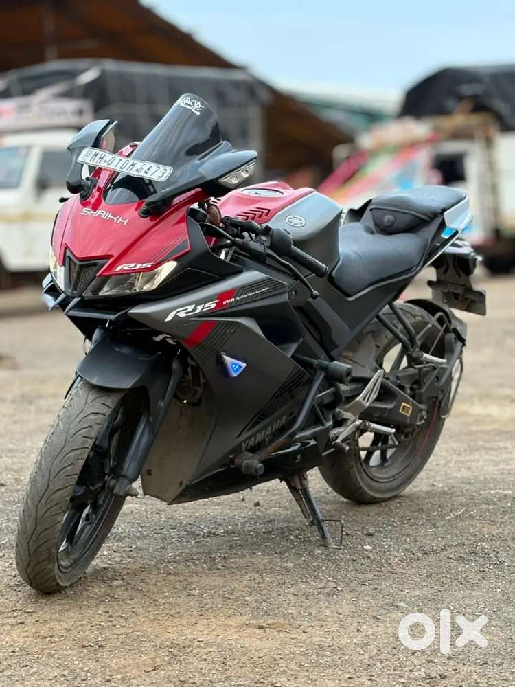 Yamaha R15 v3