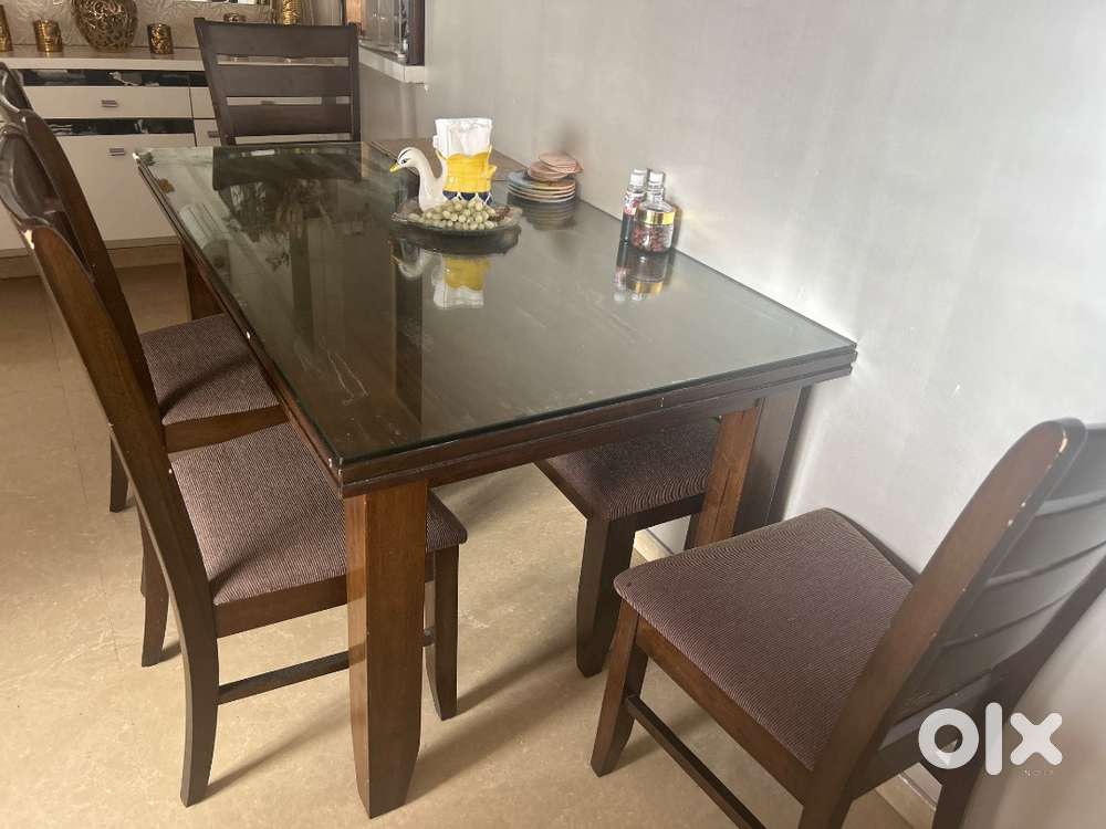 Sofa set for 4 people