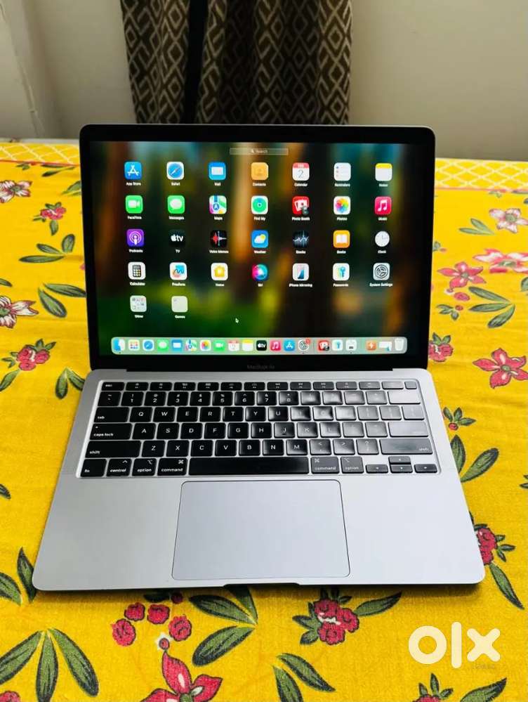 MACBOOK AIR LAPTOP ON OFFER PRICE