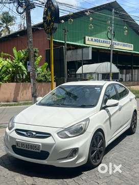 Hyundai Verna 2012 Petrol Well Maintained AT