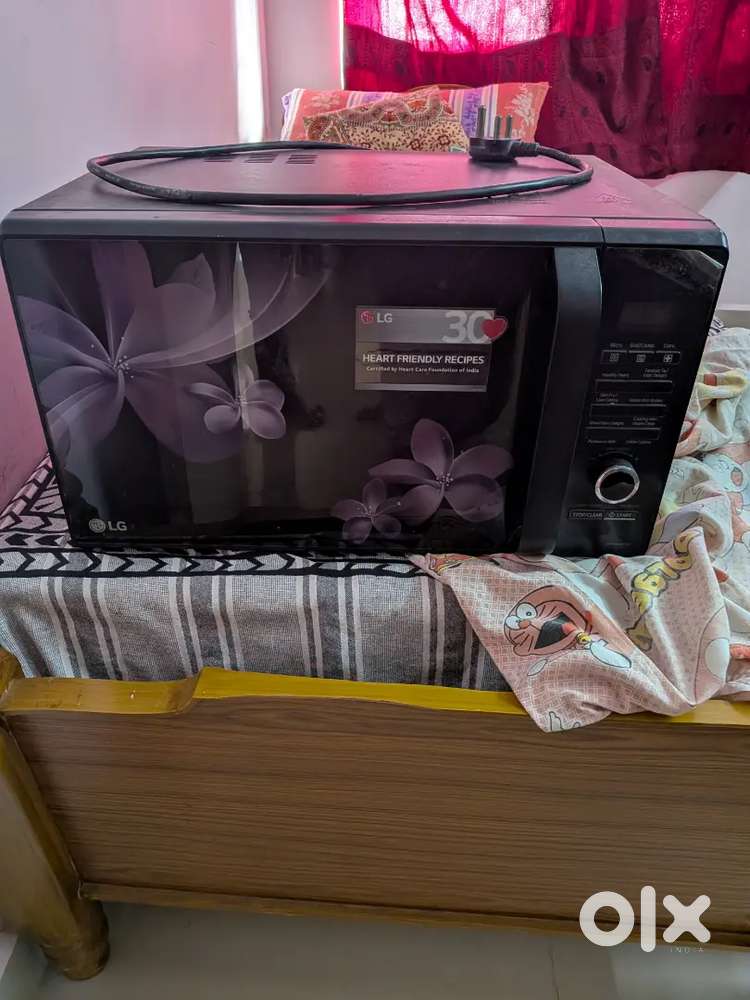microwave oven