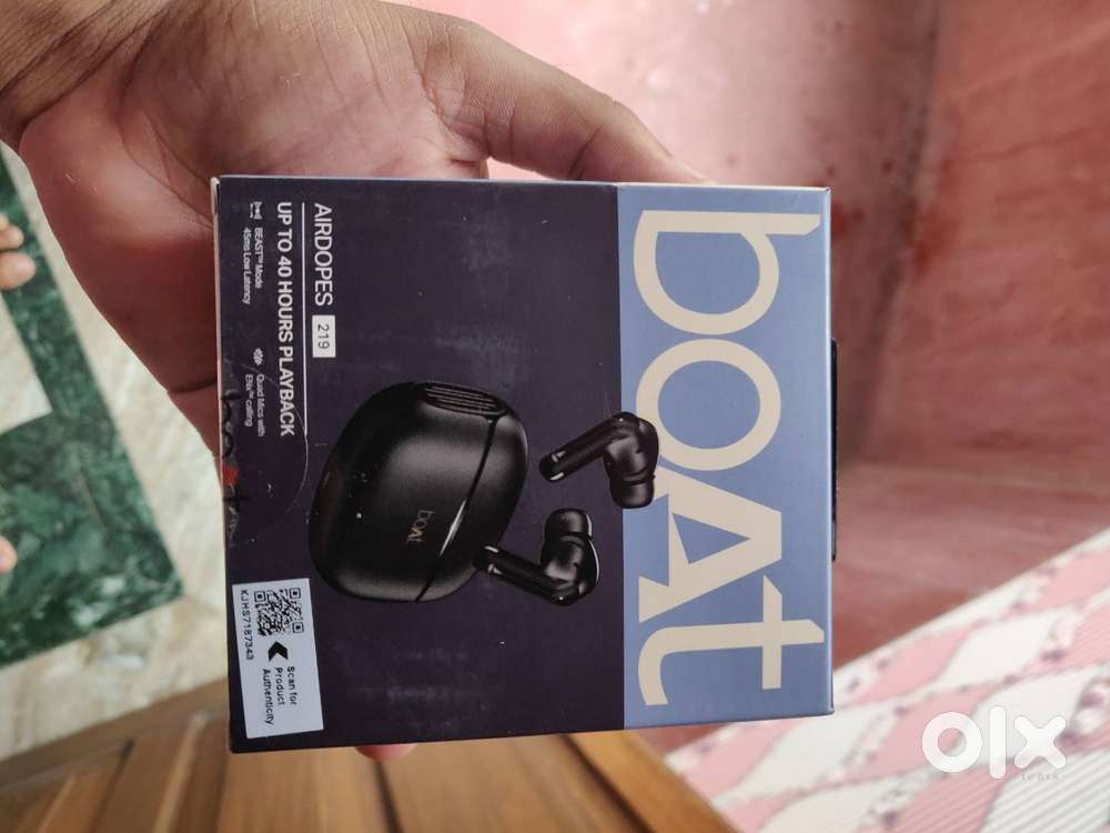 boAt Airdopes 219 Wireless Earbuds with 40 Hours Playback, BEAST Mode