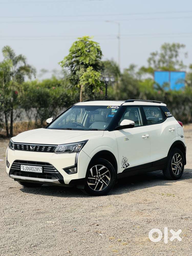 Mahindra XUV300 W8 AMT Optional Diesel, 2023, Diesel