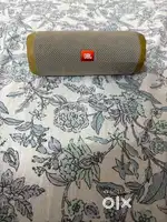 Jbl flip 4