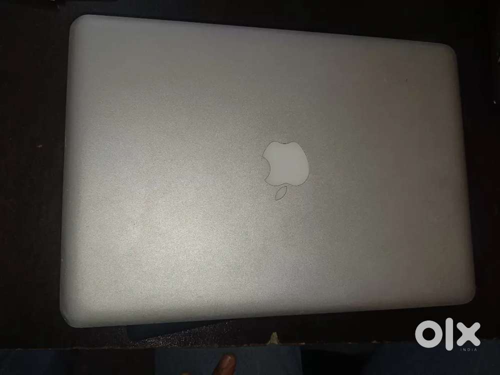 Apple Macbook pro laptop with ssd
