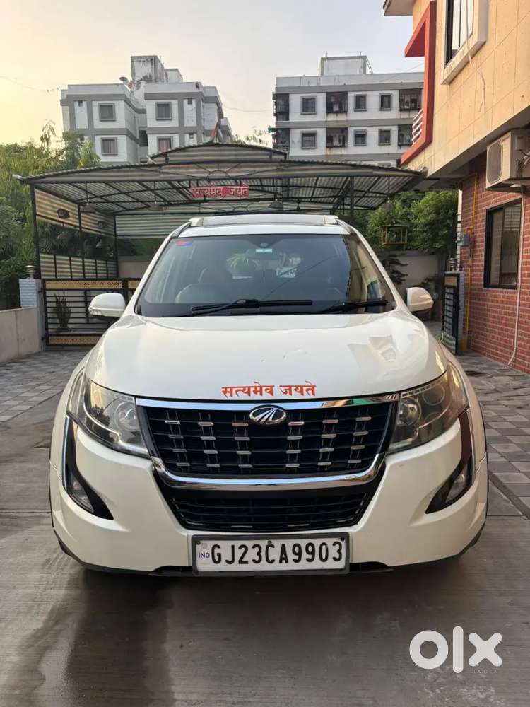 Mahindra XUV500 2018 Diesel 54592 Km Driven