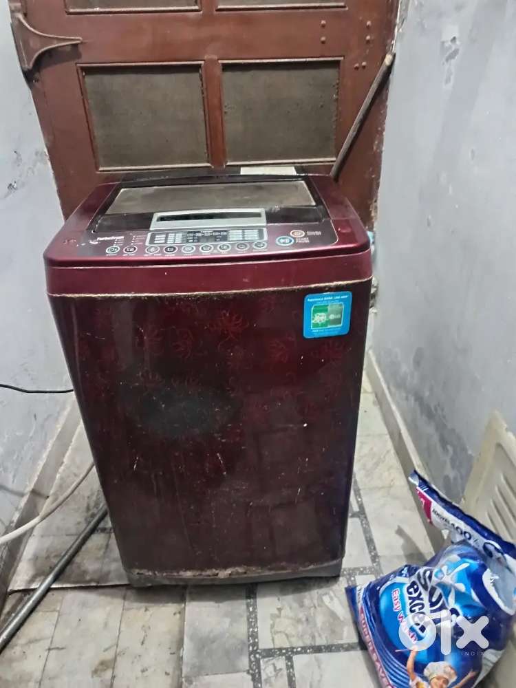 Fully automatic washing machine LG make, 9 years old, minor defect