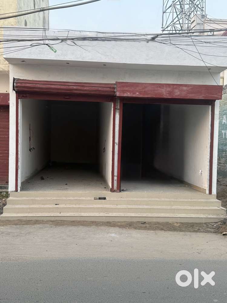 2 Shops available 18*30 for Sale