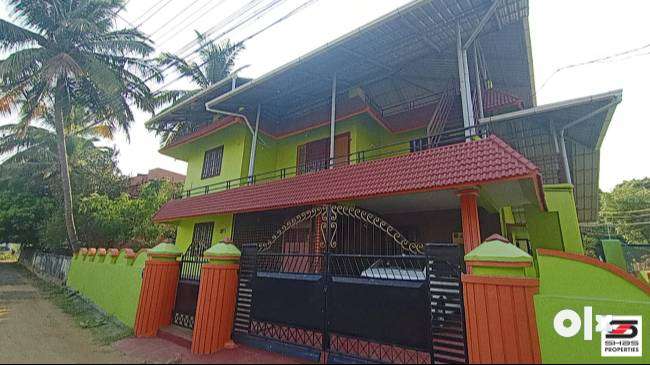 4 BHK house for sale in Chandranagar, Palakkad