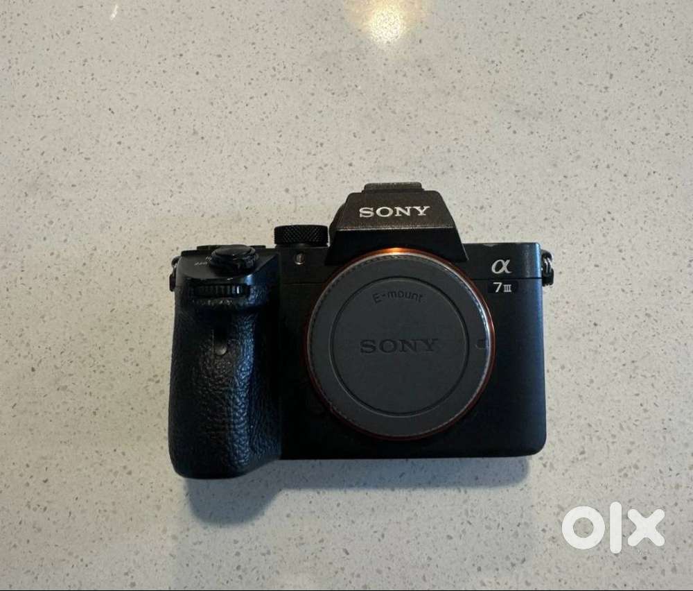 Sony A7 mark 3 only body 3 years old bill box