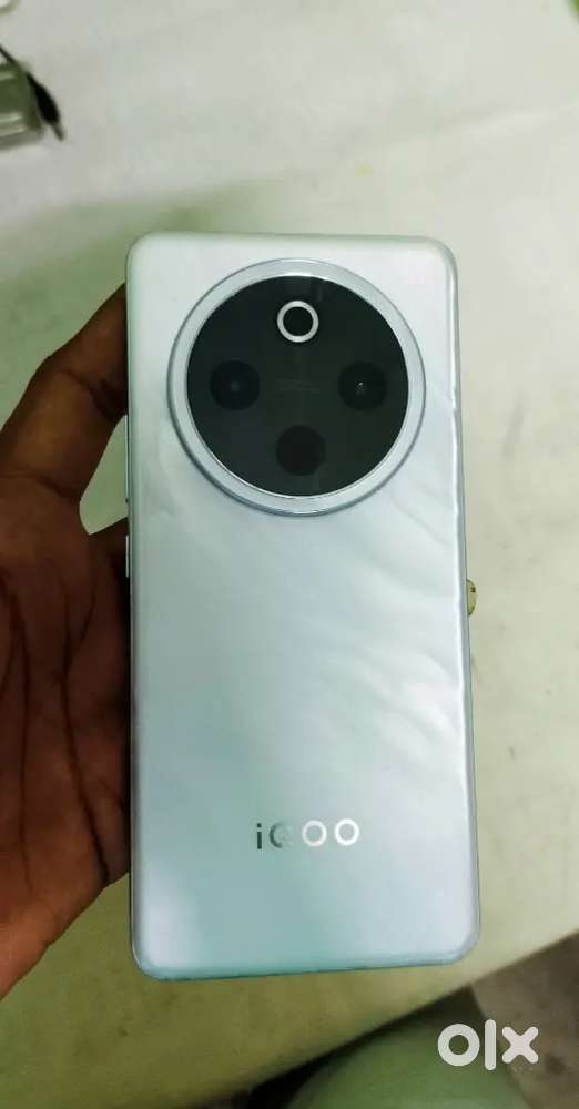 iQOO Z10 5g 8/128