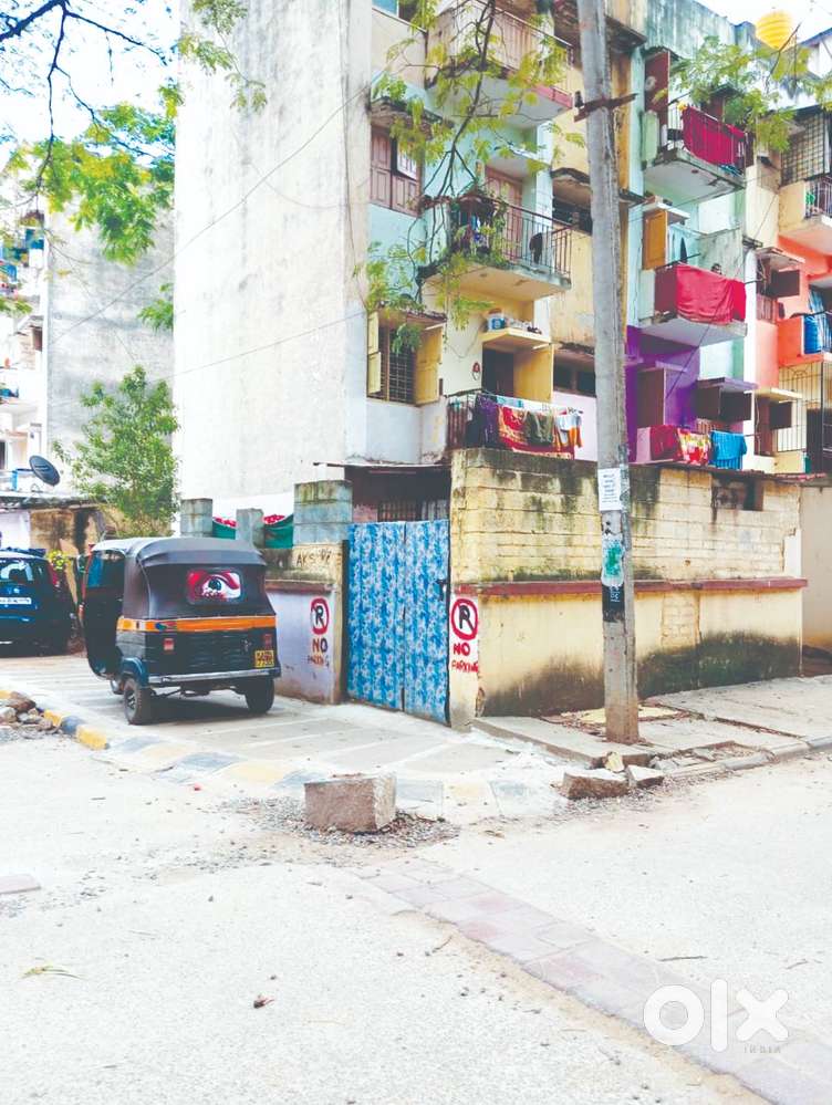 GROUND FLOOR HOUSE FOR SALE BDA QTRS