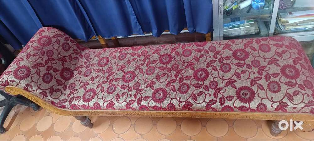 Deevan Teak wood