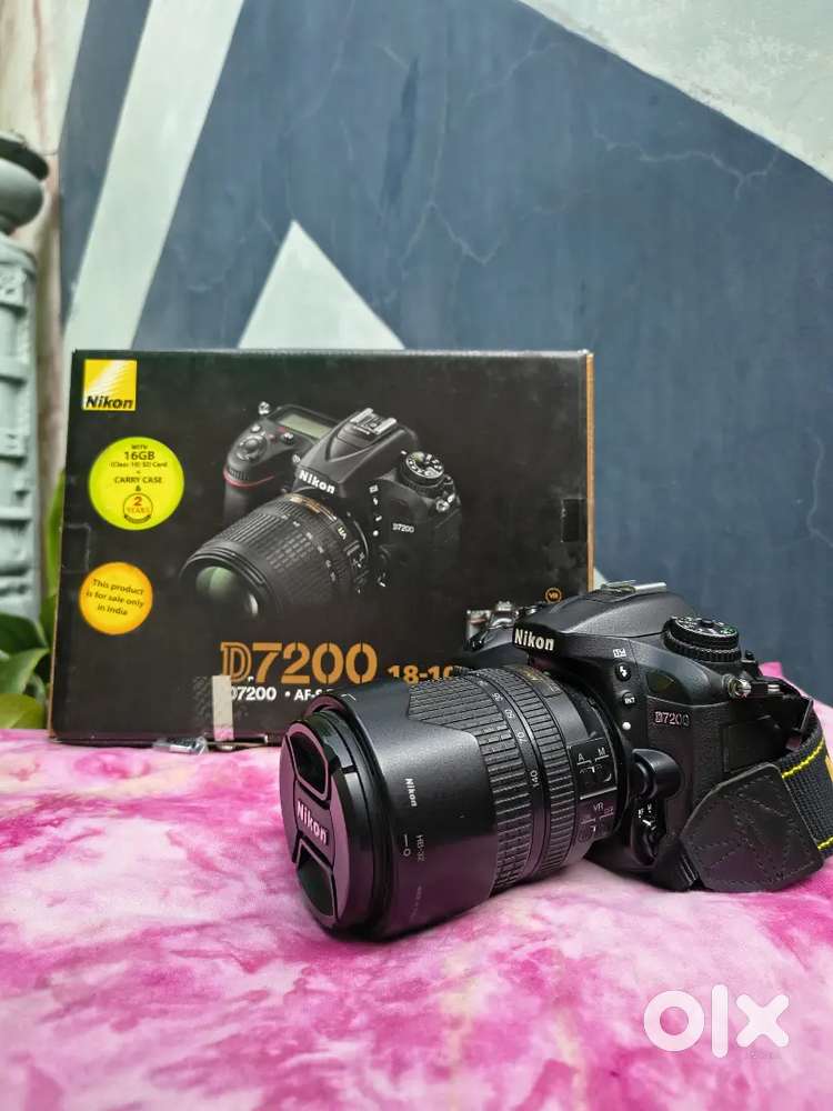 NIKON D7200 WITH UNTOUCHED CONDITION IN BEST RATE