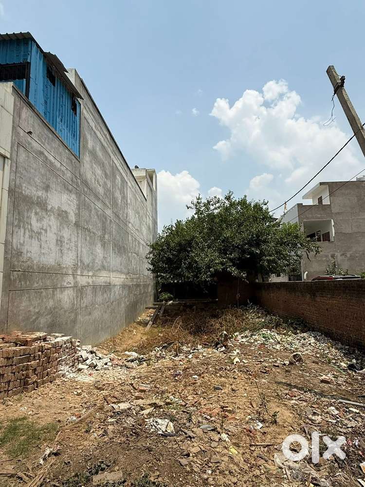 3300 Sqft Corner Plot For Sale near Omaxe R2 Gomtinagar Extension