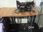 Zig zag swing machine