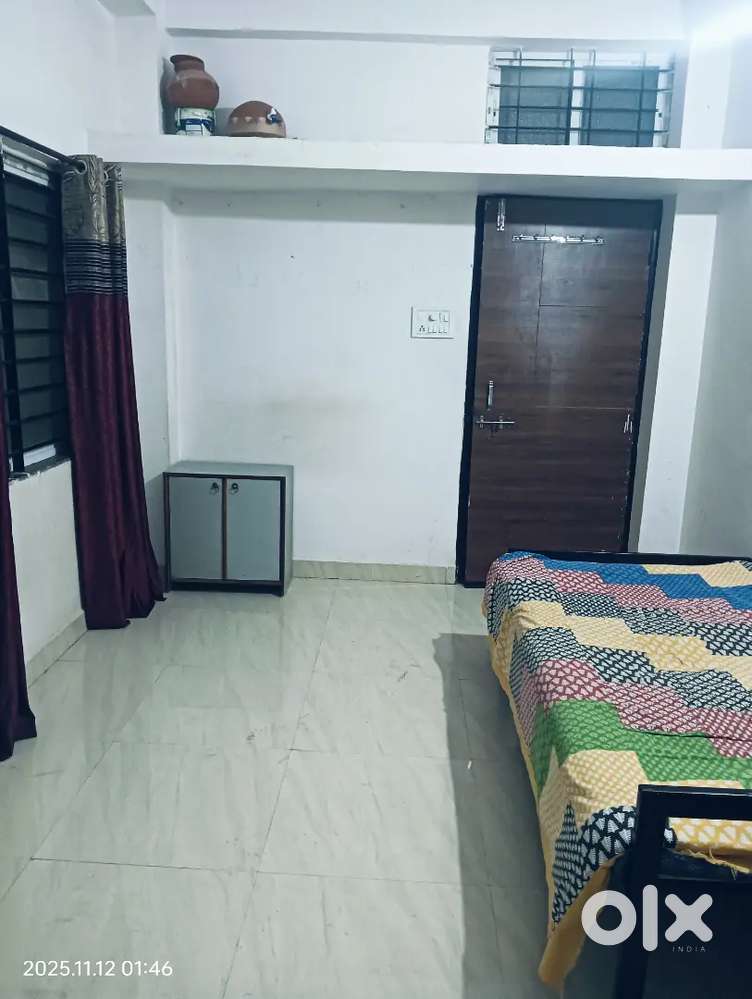 Single room Furnished and independent