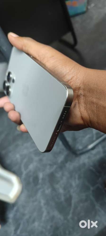 15pro max natural titanium