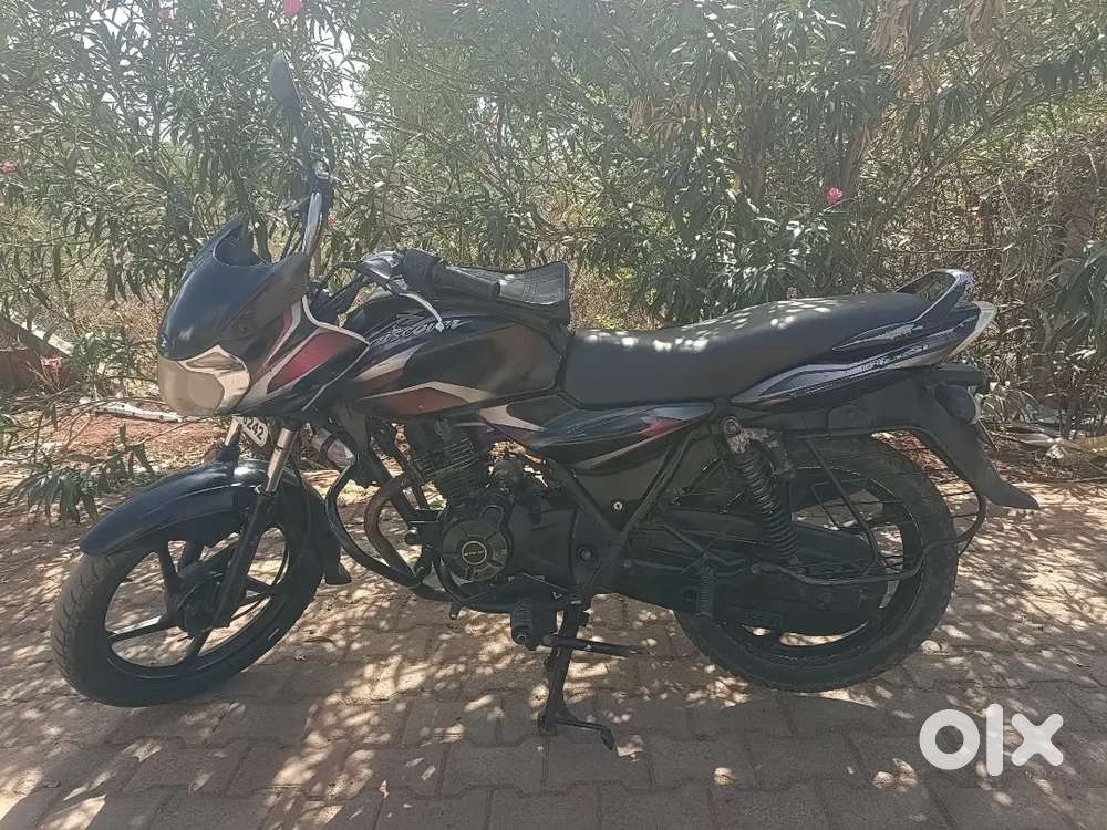 Bajaj discover 100 2013 model