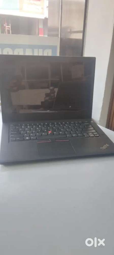 Lenovo T480 i58th 8gb 256nvme Touchscreen 14 inch with. C pon adoptor