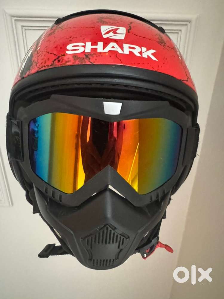 Shark street drake helmet with SENA 5S