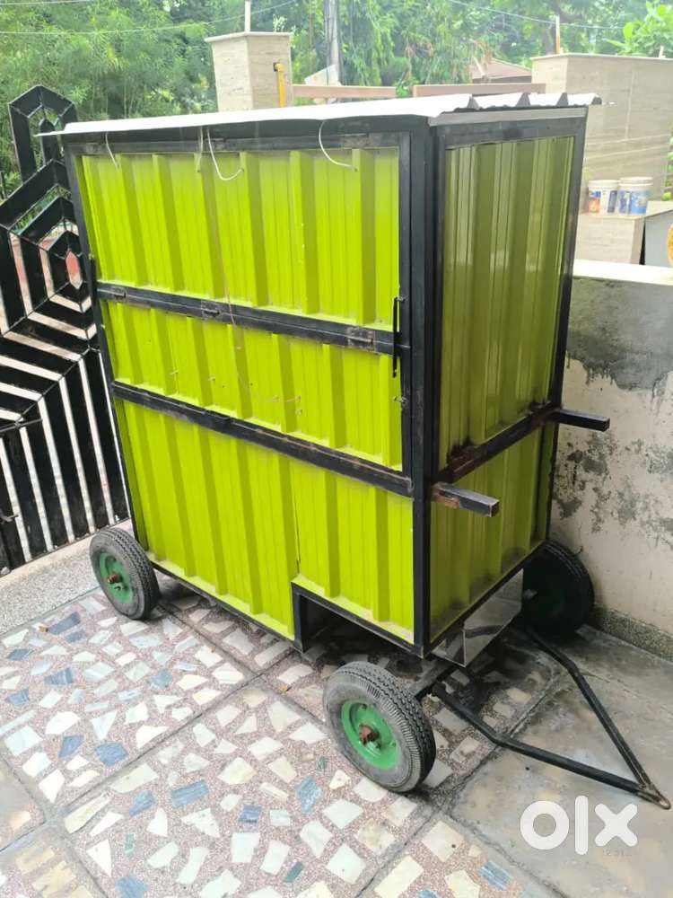 Soda cart with cylinder