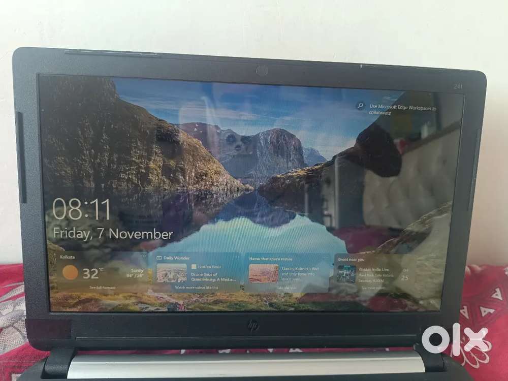 HP Laptop with Charger with Mouse free