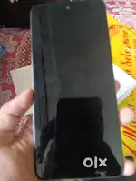Selling the phone model oppoA3x